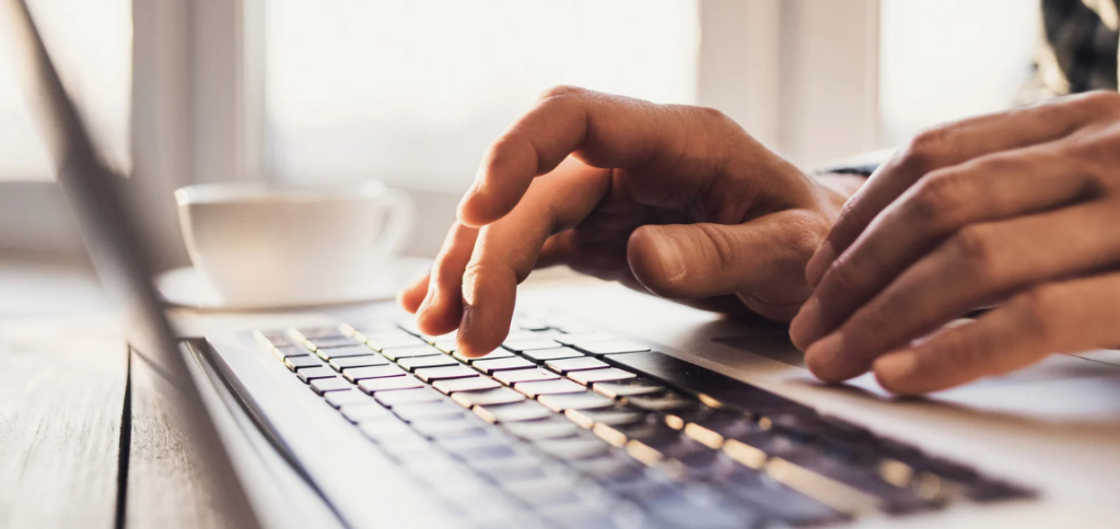 Pros of Manual Invoicing